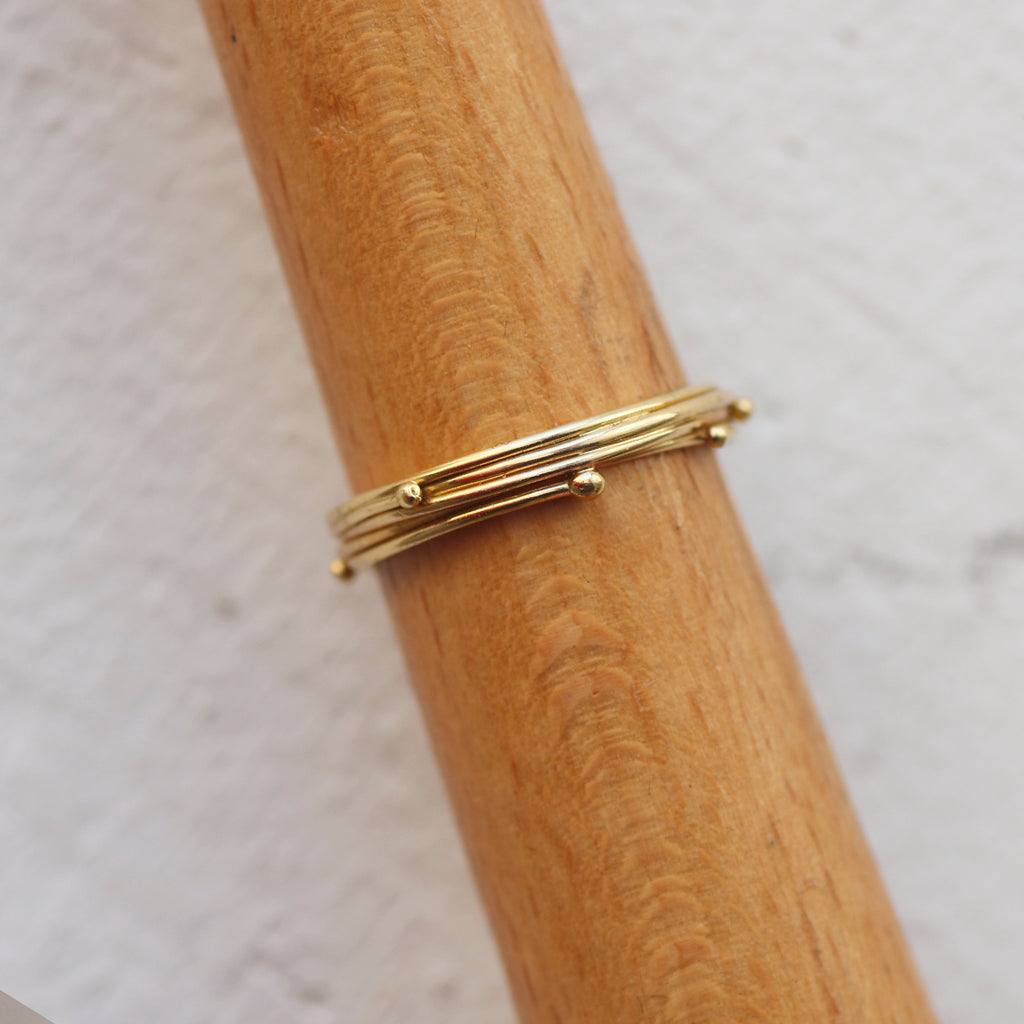 Outlet Yen 18ct Yellow Gold Band Ring