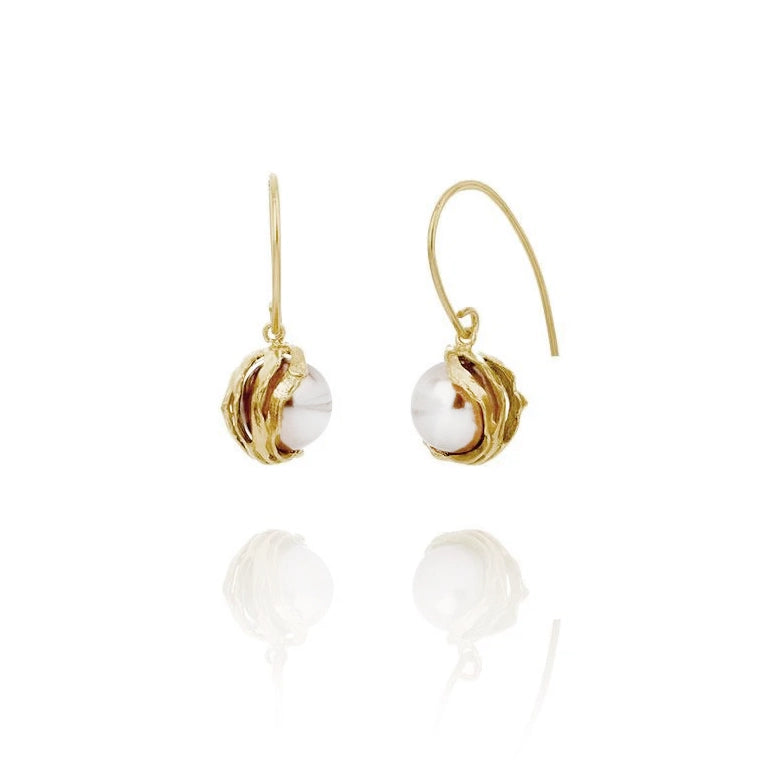 Aurum Pearl Kolga Drop Earrings in Gold Plate