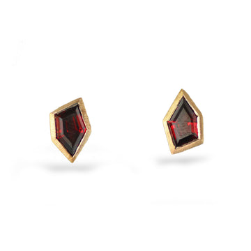 Textured Yellow Gold Garnet Drop Earrings