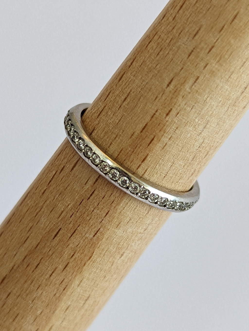 Outlet Jacob Issacharoff Diamonds 18ct White Gold Half Eternity Ring