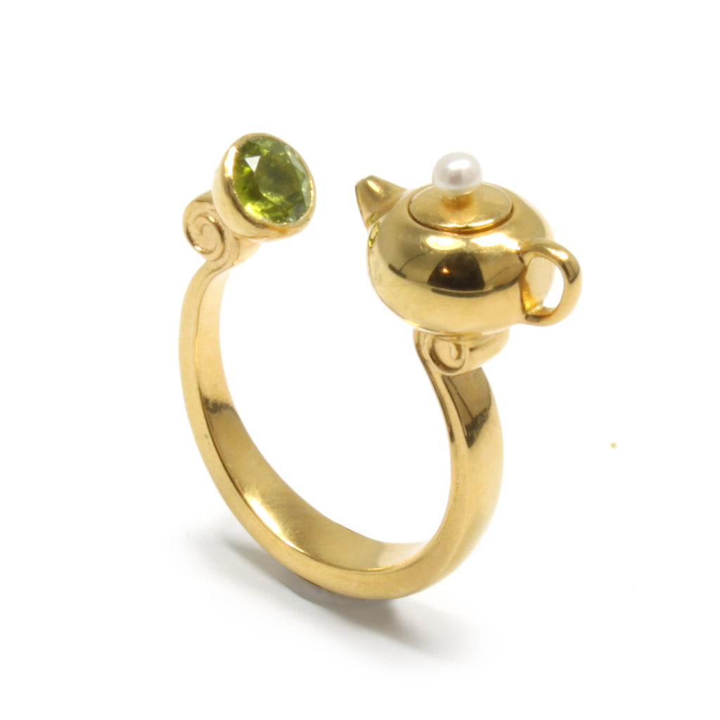 Qiang Li Teapot Ring in Gold-plated Silver with Peridot & Pearl